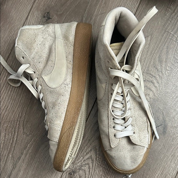 Nike Beige High-Top Sneakers - Picture 1 of 1